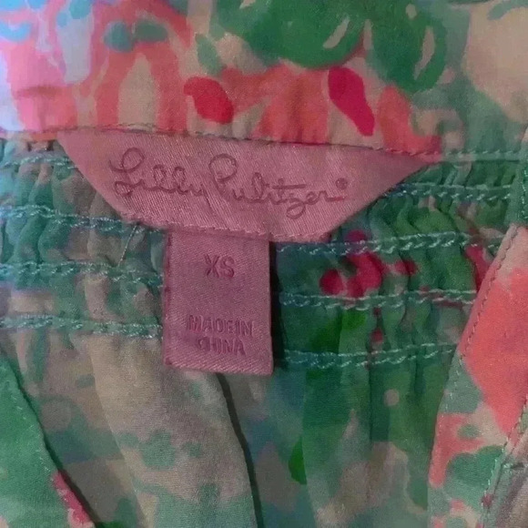 Lilly Pulitzer 100% silk sleeveless top - Picture 3 of 9